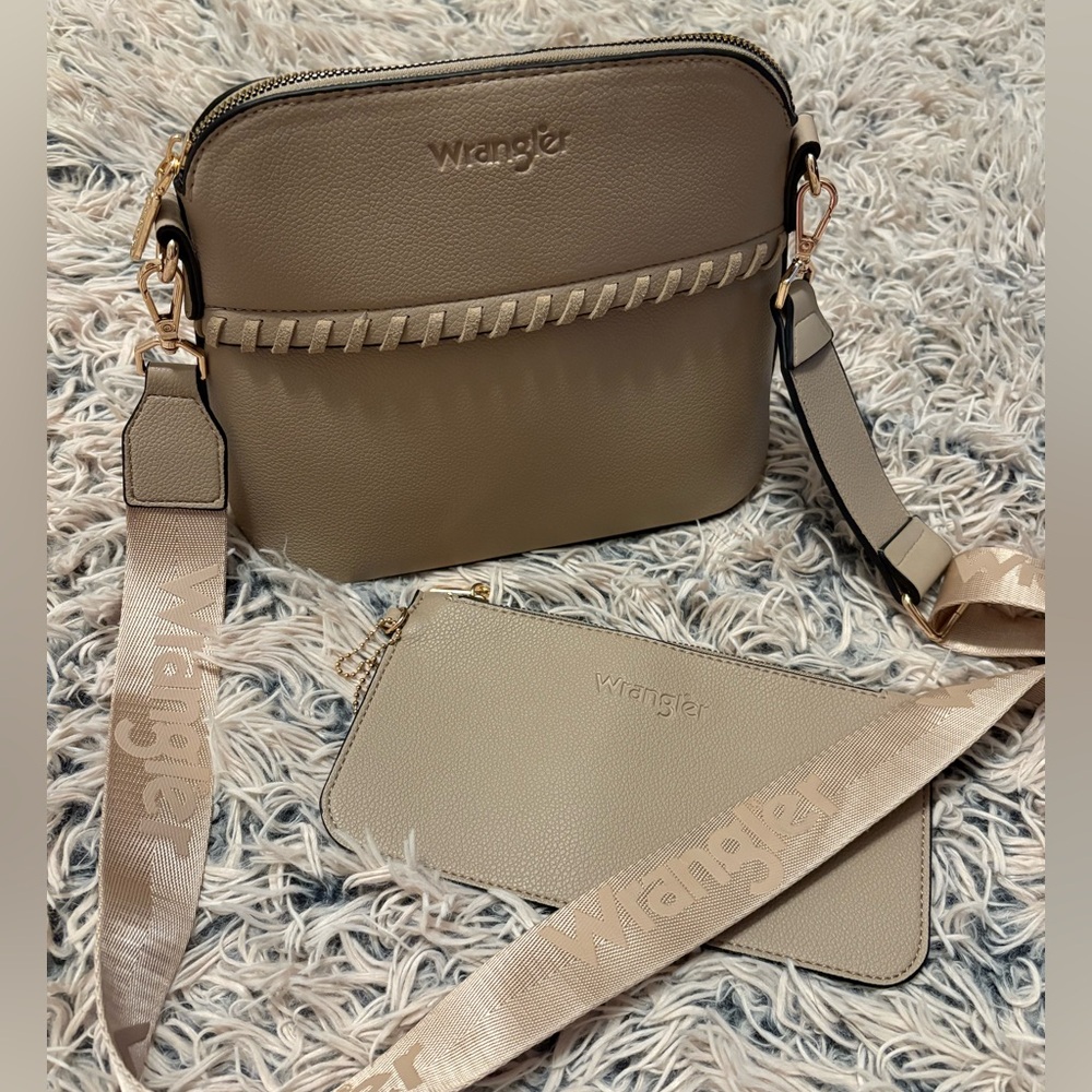 Wrangler Beige Crossbody Bag Set